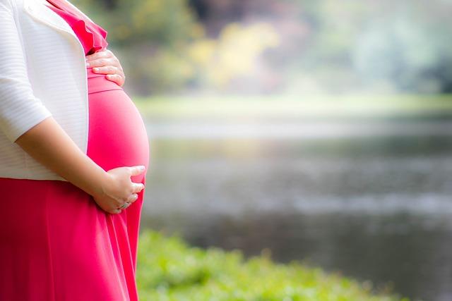 Bylinky vhodné pro těhotné: Přírodní pomoc pro vaše těhotenství!